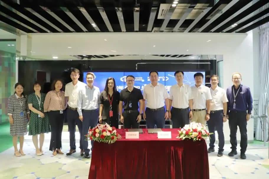杏福平台与中汽创智签订战略合作框架协议 集中优势有助于汽车智能化开展